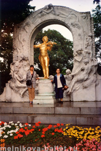Памятник И.Штраусу, Вена (9), 05.08.2000