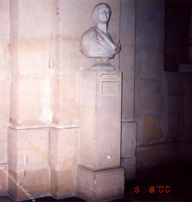 Бюст Вольтера в Версале, Париж, фото 11, 08.08.2000
