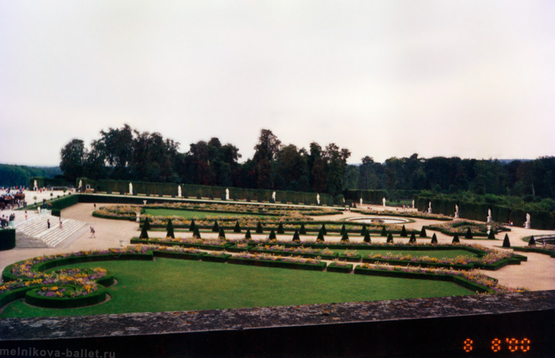 Версаль, внутренний сад - Париж, фото 17б, 08.08.2000