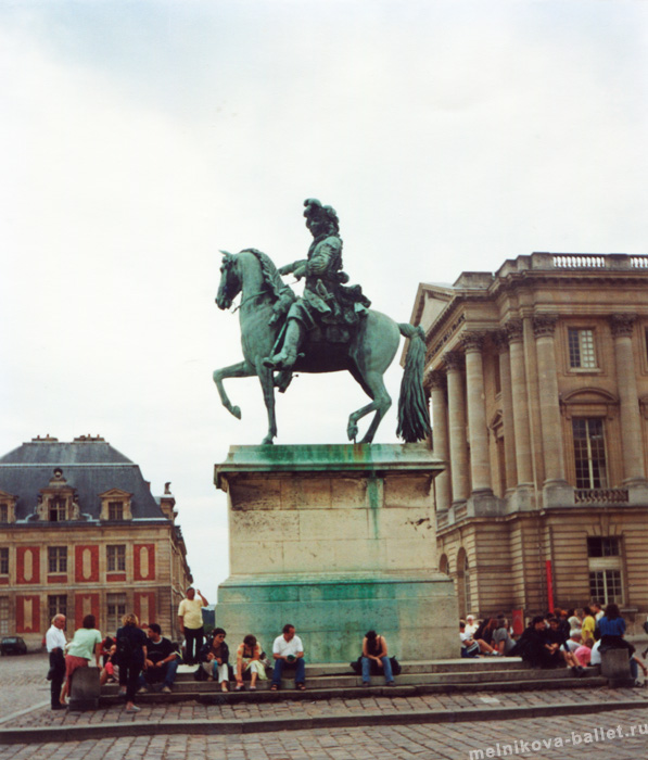 Конная статуя Людовика XIV - Версаль, фото 18, 08.08.2000