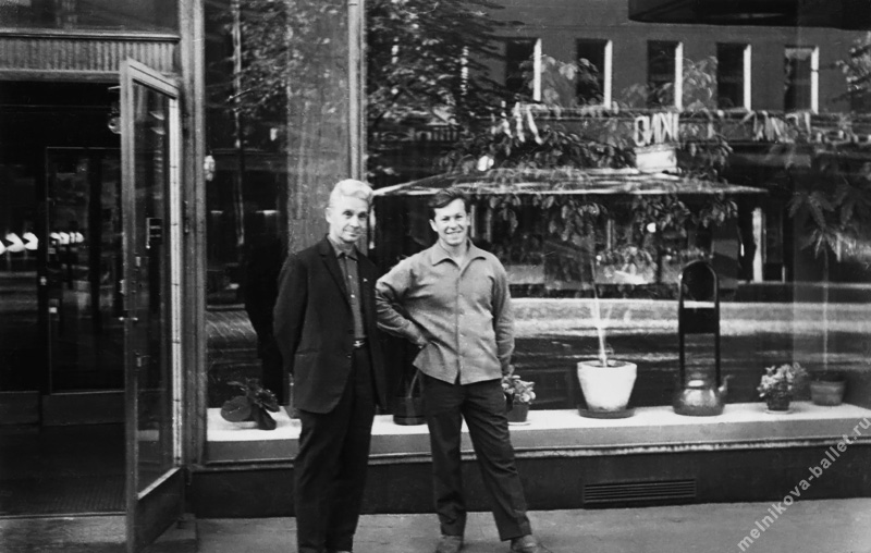 Двое мужчин у витрины - Финляндия, 1966 год, фото 31