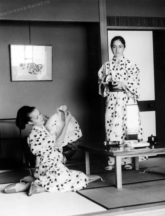 Н.Чернова и Л.Мельникова - Мацуэ, Япония, август 1969 года, фото 39б
