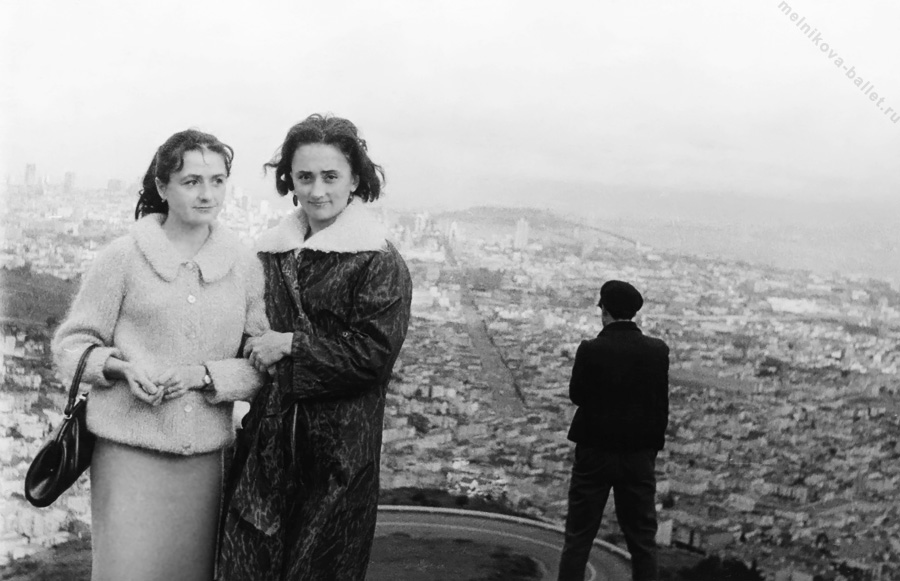 Л.Мельникова, Т.Легат, К.Денисов - вид с горы на Сан-Франциско, США, 1964 год, фото 58а
